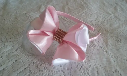 Tiara Laço Rosa