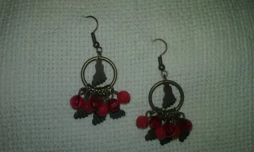 Brinco Vermelho
