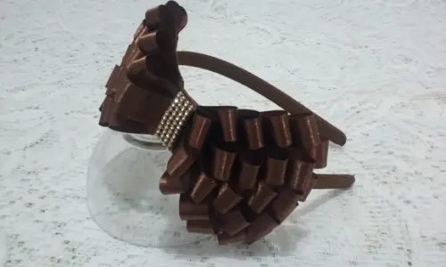 Tiara Laço Marrom