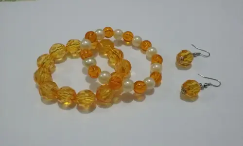 Kit de Pulseiras e Brinco