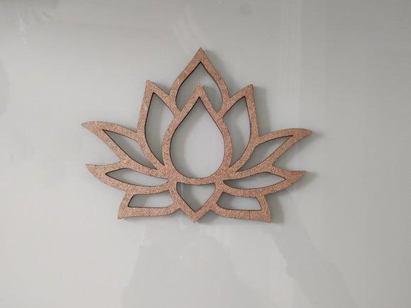 Flor de Lótus em mdf - 20cm