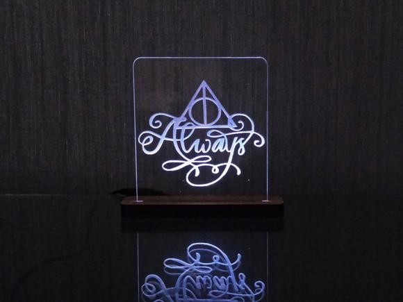 Luminária de Acrílico Led Harry Potter - Geek