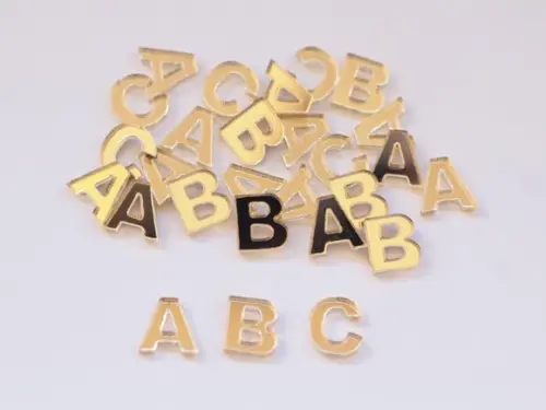 Aplique Letras em Acrílico Espelhado 2 cm - 30unidades