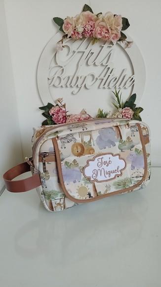 Necessaire Porta Fraldas com Trocador Removível