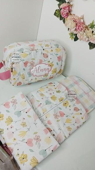 Necessaire Porta Fraldas com Trocador Removível