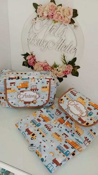 Necessaire Porta Fraldas com Trocador Removível