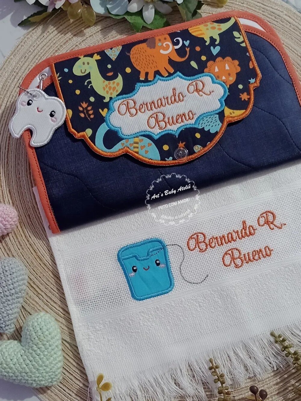 Kit Higiene Escolar Infantil Personalizado com Nome Bordado | Por