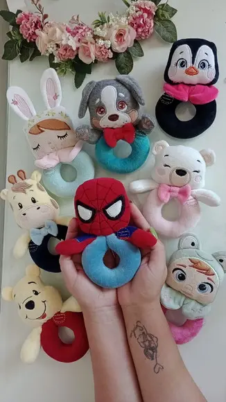 Chocalho Menino Aranha