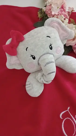 Naninha Elefante (ler Descrição)