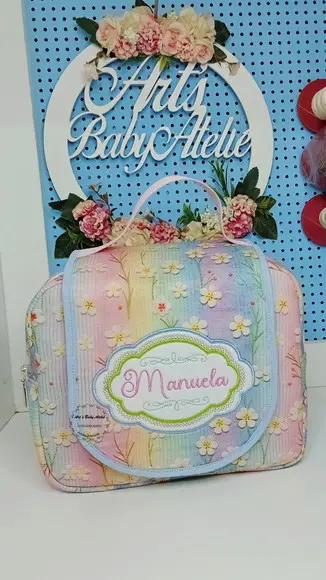 Necessaire Amora com Desenho (creche,viagem,maternidade..)