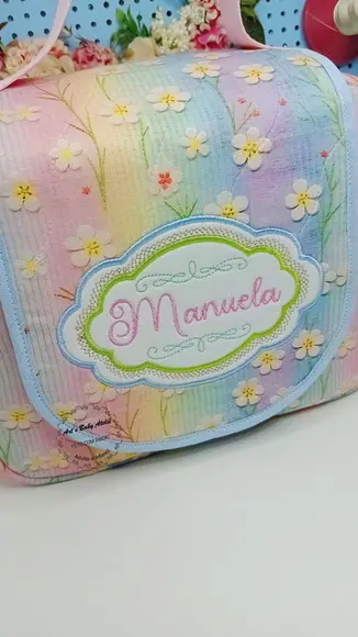 Necessaire Amora com Desenho (creche,viagem,maternidade..)