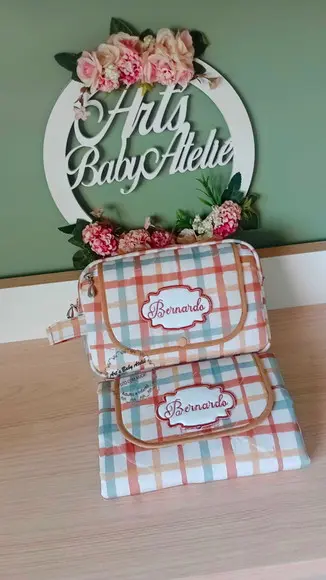Necessaire Porta Fraldas com Trocador Removível