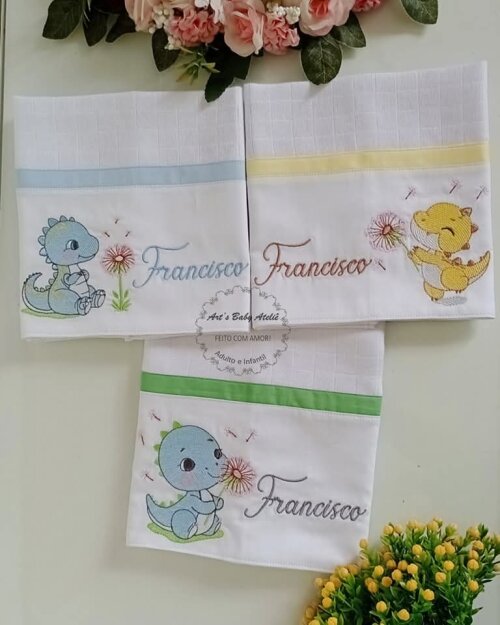 Trio Fralda de Boca Minimalista Bordada com nome