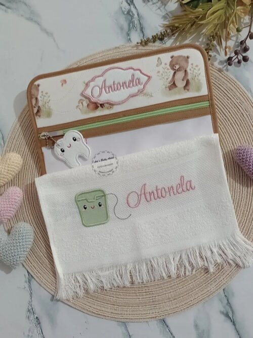Porta Escova e Pasta de Dente com Toalhinha
