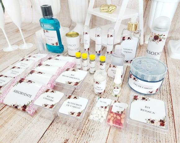 Kit Toalete Feminino e Masculino Casamento Personalizado