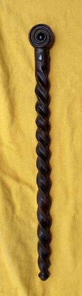 Bengala de Madeira Entalhe em Espiral com Obsidiana - 90cm