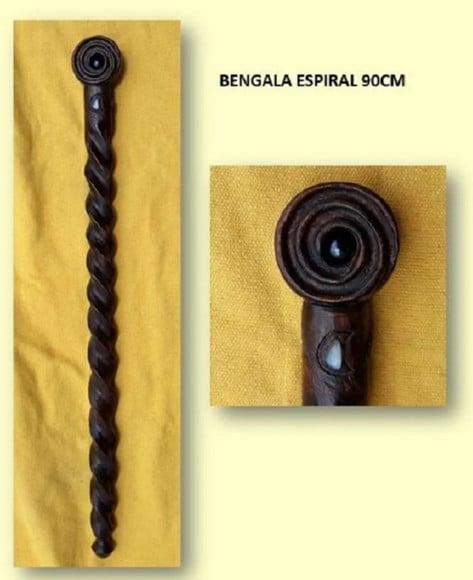 Cajado de Madeira Entalhe em Espiral com Obsidiana - 180cm