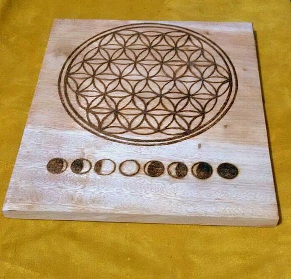 Cristal Grid em Cedro Amarelo
