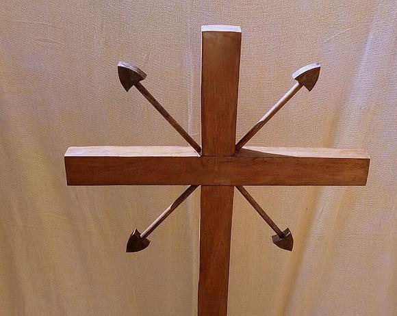 Cruz em Madeira Personalizada - 1m x 60cm x 4cm