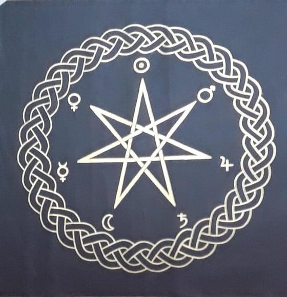 Mandala em Courvim Preto Liso 70cm - Estrela 7 Pontas
