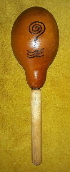 MARACA PERSONALIZADA SIMBOLO MAIA
