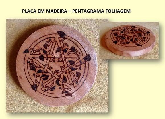 PENTAGRAMA COM FOLHAGENS