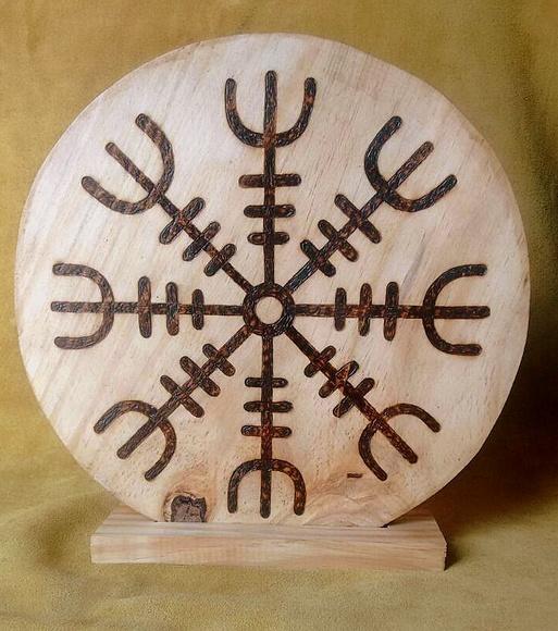 PLACA AEGISHJALMR 28CM