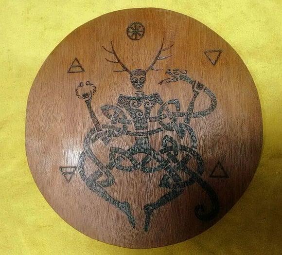 PLACA CERNUNNOS 28CM