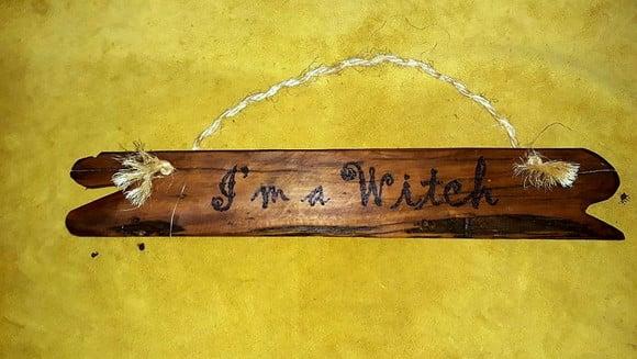 PLACA I'M A WITCH