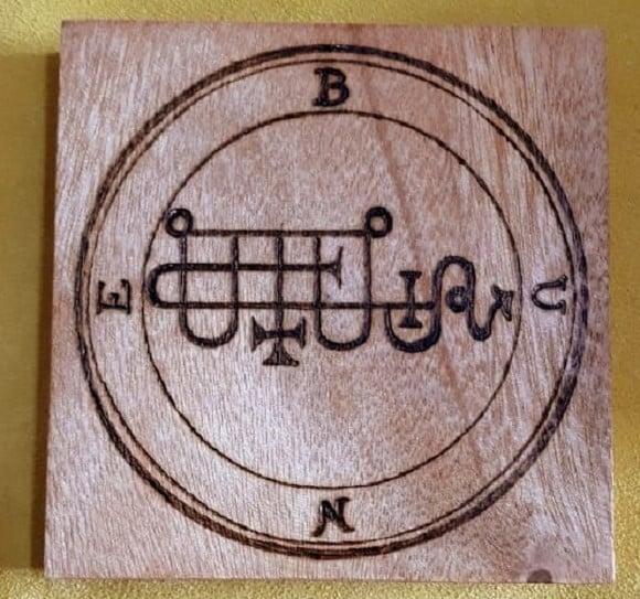PLACA SIGILO DE BUNE 28CM (REDONDA OU QUADRADA)