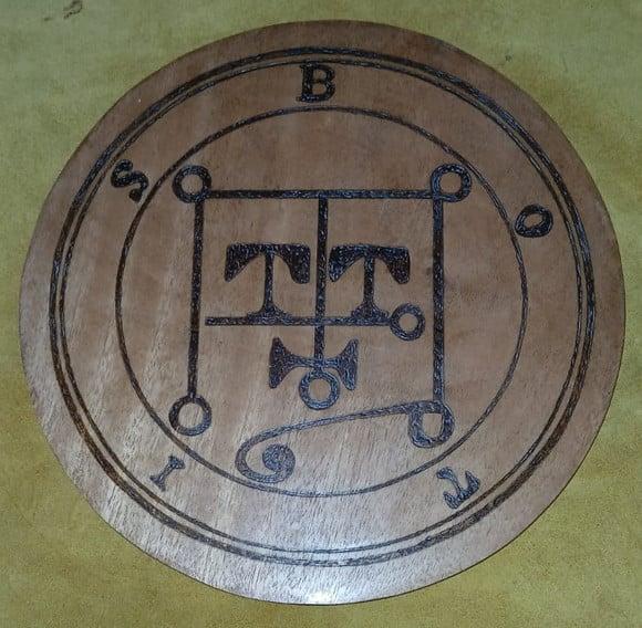 Placa Sigilo de Botis 28cm (redonda ou Quadrada) Dupla Face