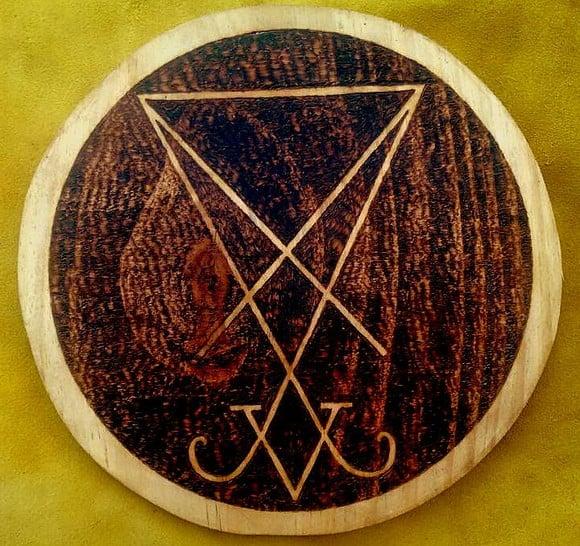 PLACA SIGILO DE LÚCIFER 10cm