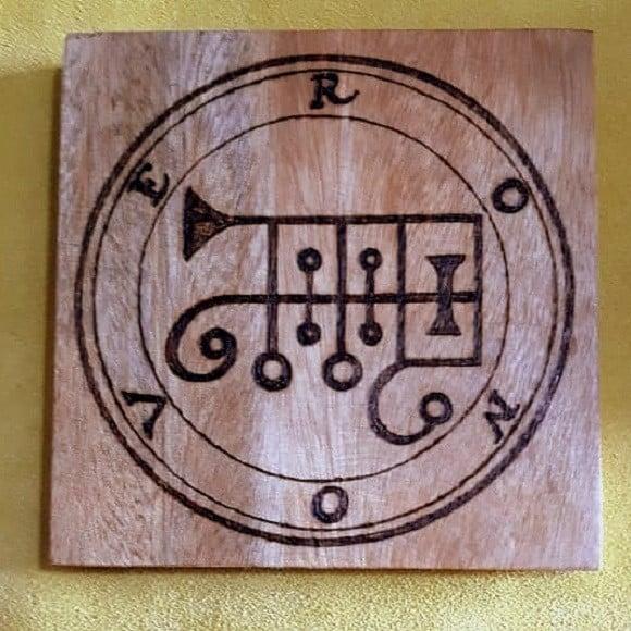 PLACA SIGILO DE RONOVE 28CM (REDONDA OU QUADRADA)