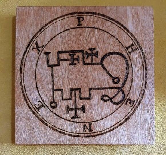 PLACA SIGILO DE PHENEX 28CM (REDONDA OU QUADRADA)