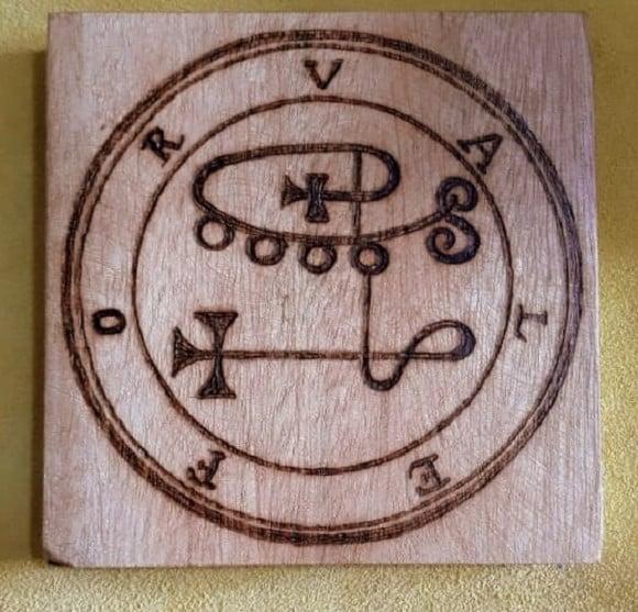 PLACA SIGILO DE VALEFOR 28CM (REDONDA OU QUADRADA)