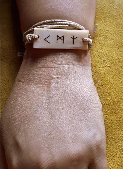 Pulseira Talismãs Runicos Osso de Boi