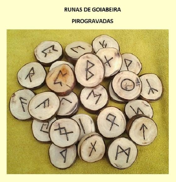 Runas de Goiabeira 25 Peças