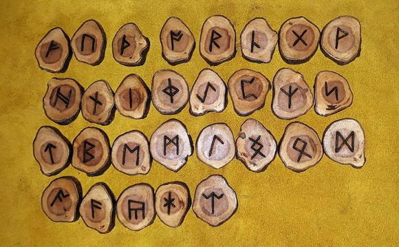 Runas de Teixo Futhark Anglo Saxão 29 Peças