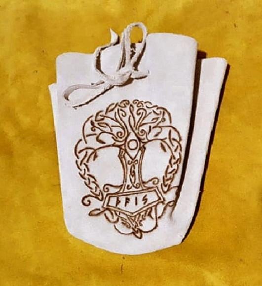 SAQUINHO DE COURO ÁRVORE DA VIDA MOD 11