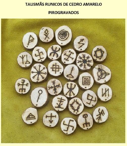 Talismãs Rúnicos em Cedro - 28 Peças
