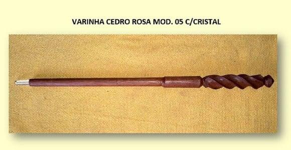 Varinha Cedro Rosa Mod. 05 C/cristal