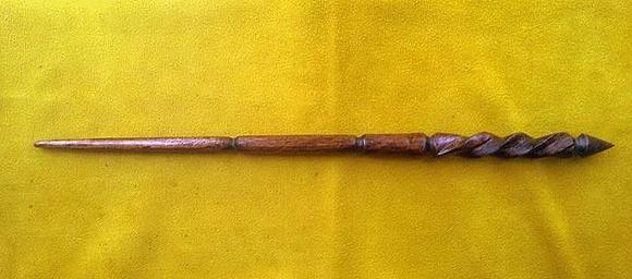Varinha Cedro Rosa Mod. 04 40cm