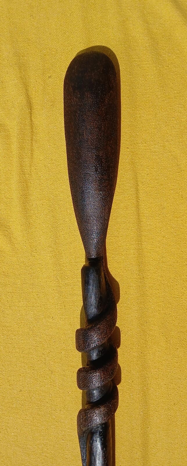 Cajado de Madeira 180cm Mod Cobra Naja