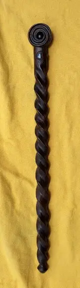 Bengala de Madeira Entalhe em Espiral com Obsidiana - 90cm