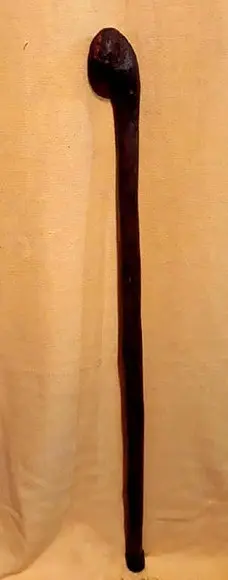 Bengala de Cedro Vermelho Nó Rústico - 90cm