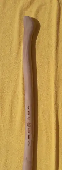 Cajado de Cedro Amarelo Lunações - 180cm