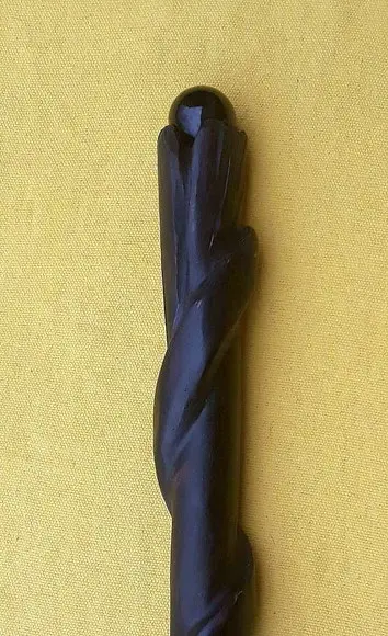 Cajado de Bruxa Torneado Cristal Obsidiana Negra 1,80cm