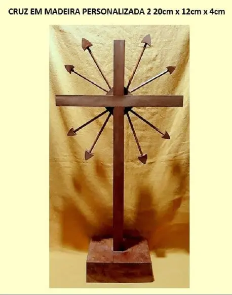 CRUZ EM MADEIRA PERSONALIZADA 2 - 1m x 60cm x 6cm