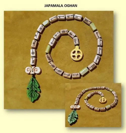 JAPAMALA OGHAN EM MADEIRA (PAGAN PRAYER BEADS)