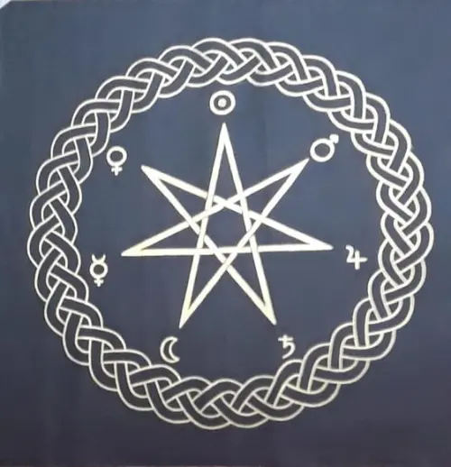 Mandala em Courvim Preto Liso 70cm - Estrela 7 Pontas